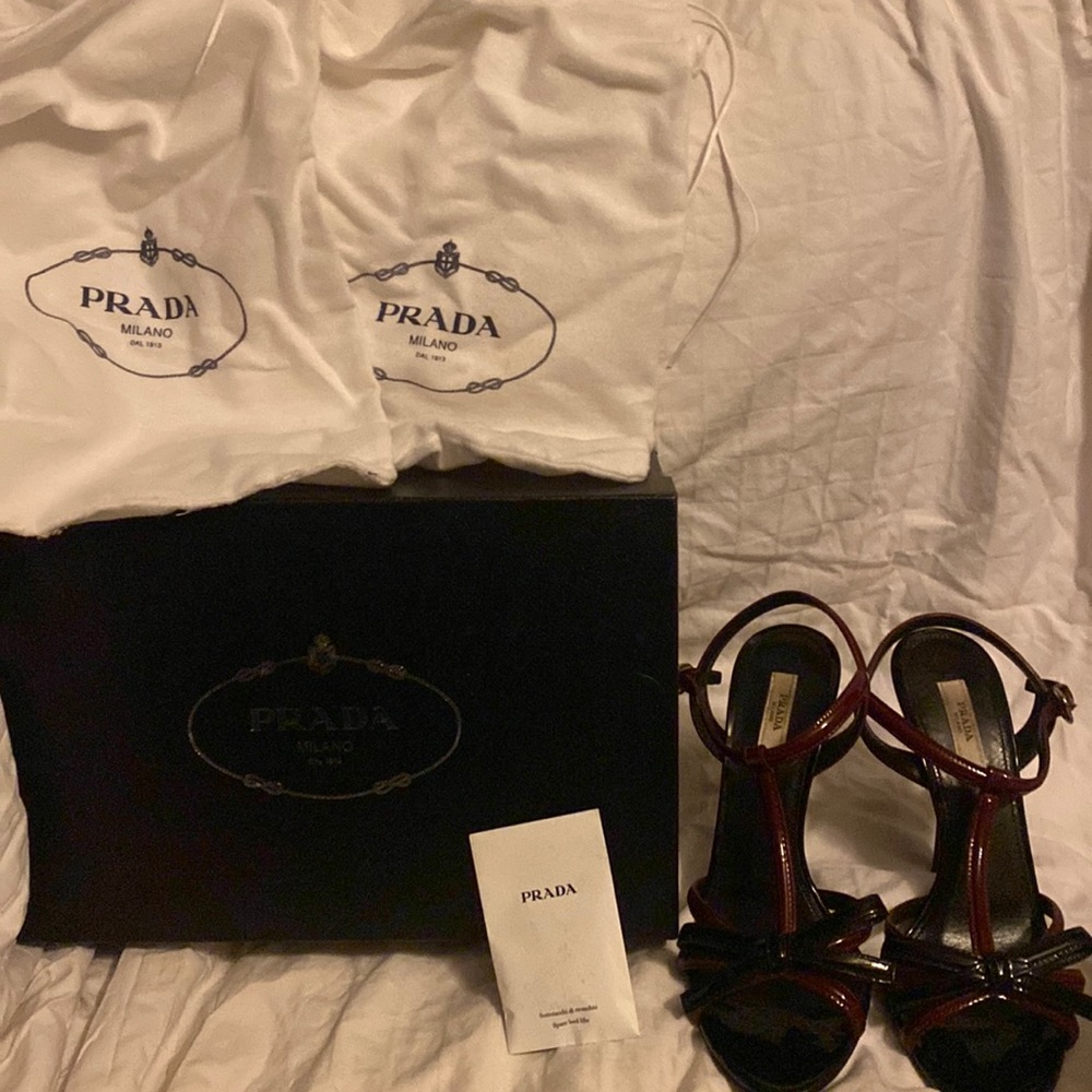 Prada- red and black - size 37